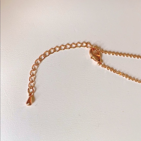 Pretty BlossomNecklace & Earring Set - Picture 4 of 6